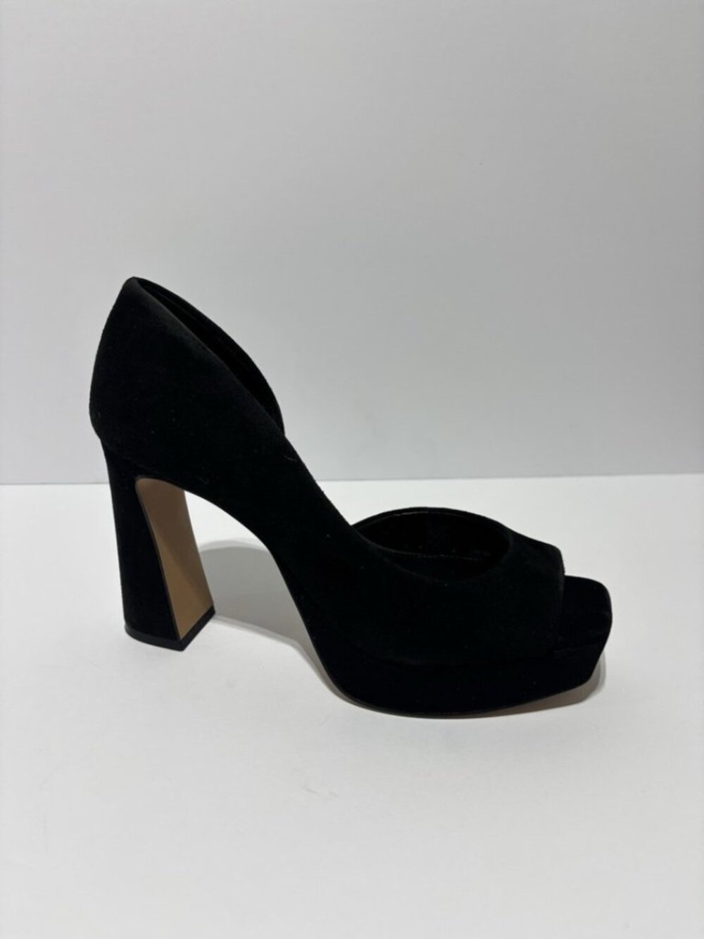 Vince Camuto Women’s Bryanna Black Block Heel Pumps, Size 8.5 M